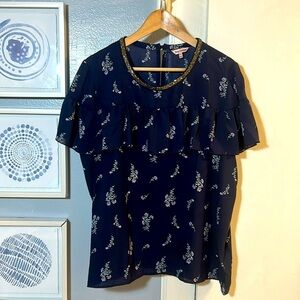 Juicy Couture Beaded Neckline Floral Ruffle Short Flutter Sleeve Blouse Size XXL